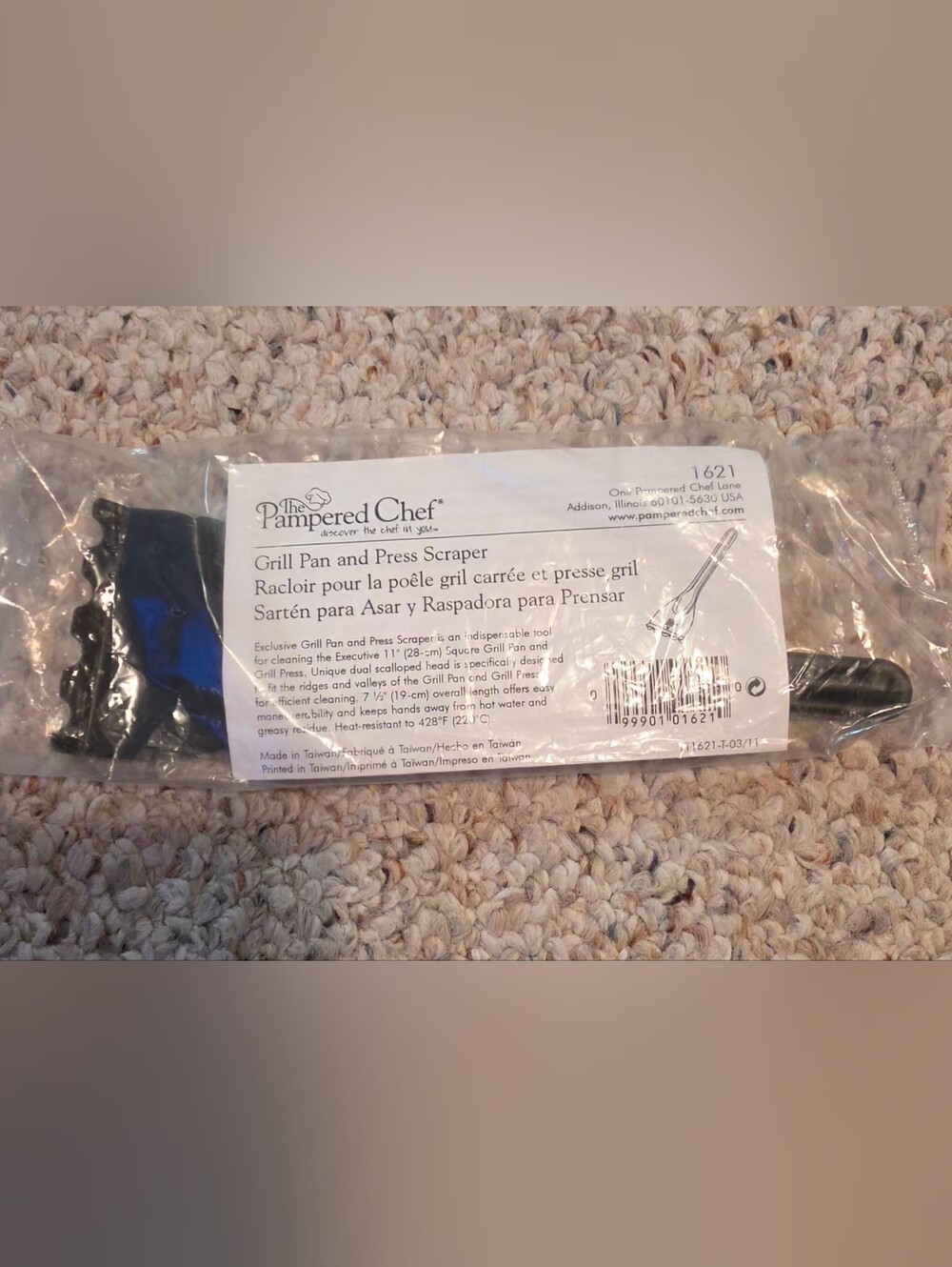 The Pampered Chef Black Grill Pan and Press Scraper
